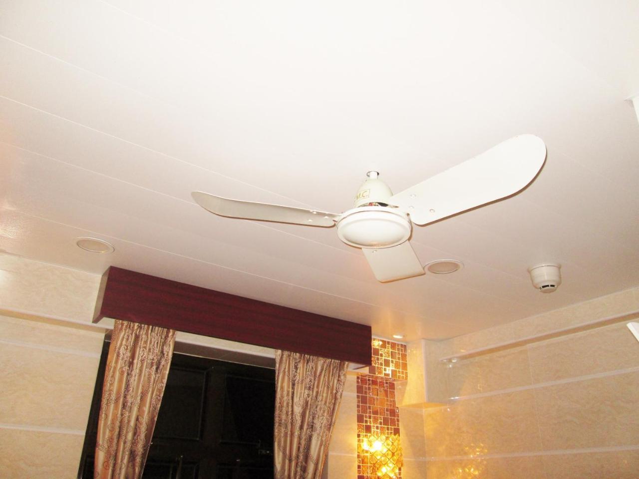 Guest house Peace House *